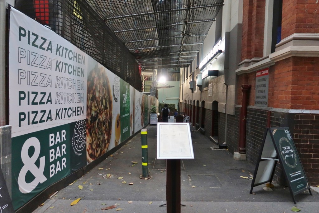 Alleyway leading to the entrance of Corbett & Claude Restaurant