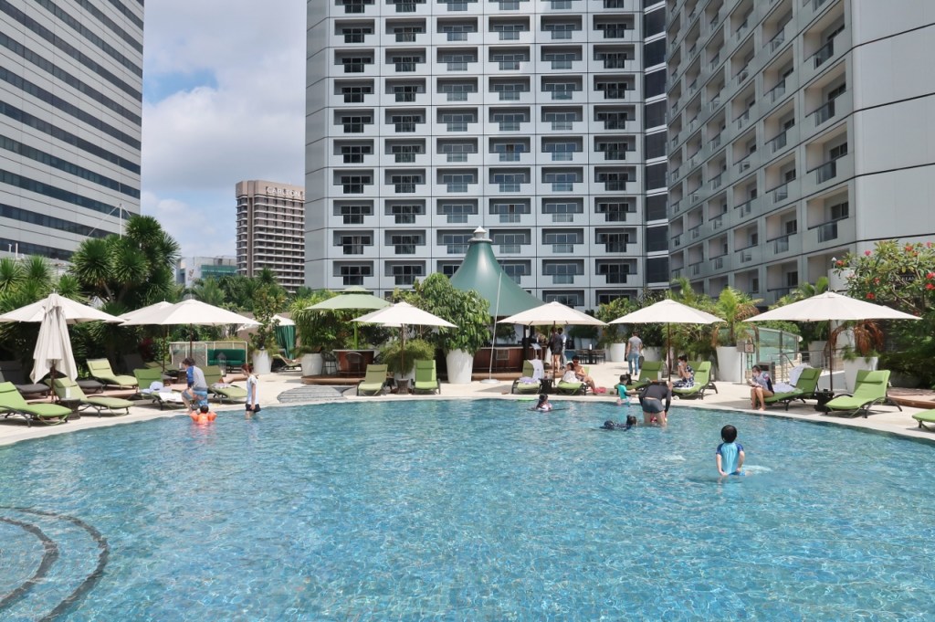 Swimming pool at Fairmont Hotel