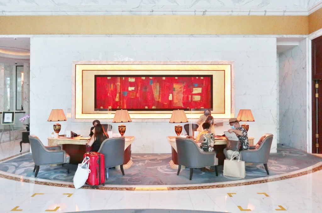 Shangri-La Hotel Valley Wing reception area
