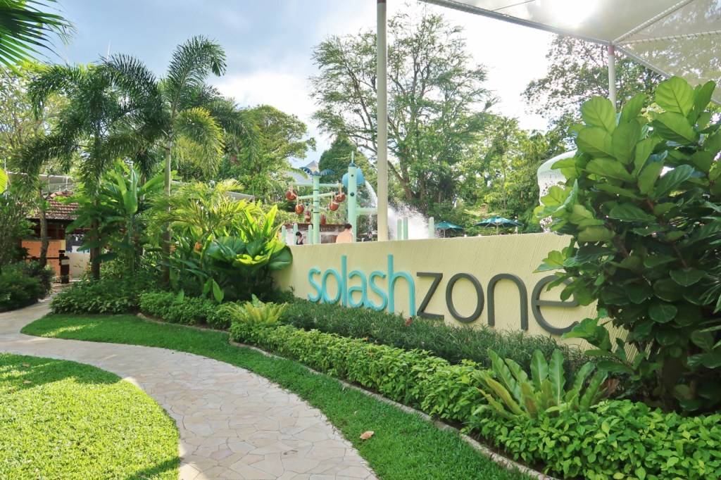 Splash Zone waterplay area for kids at Shangri-La Hotel