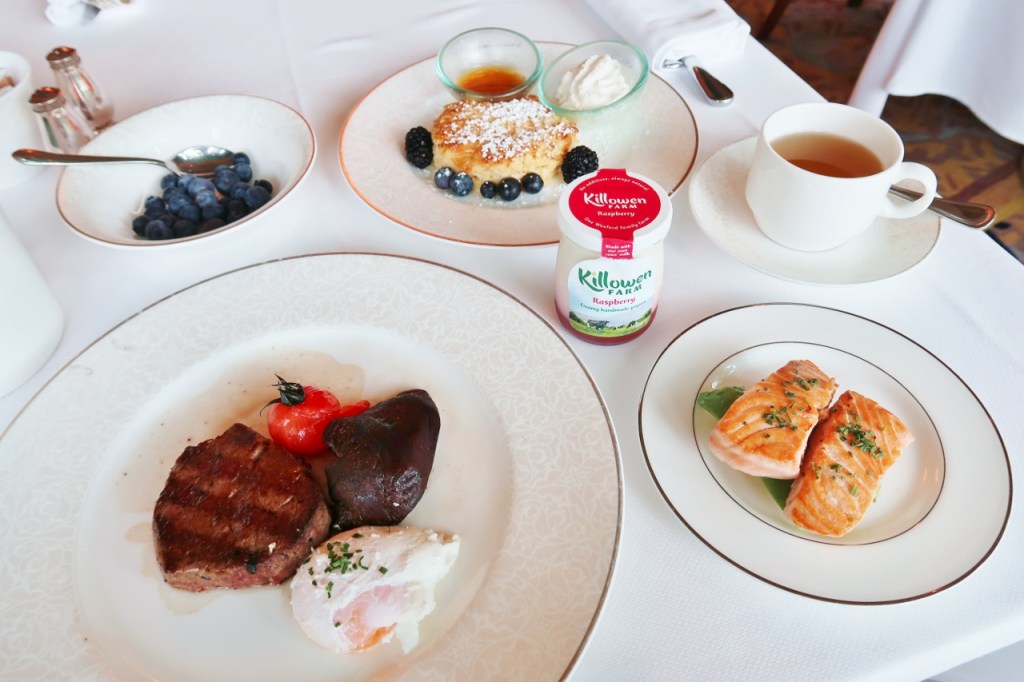 Breakfast dishes at Shangri-La Hotel Valley Wing Summit Room