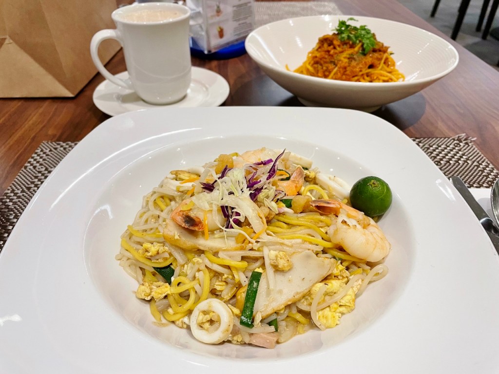 Hokkien mee, Impossible meat ragout spaghetti and teh tarik from The Salon restaurant at Hotel Fort Canning