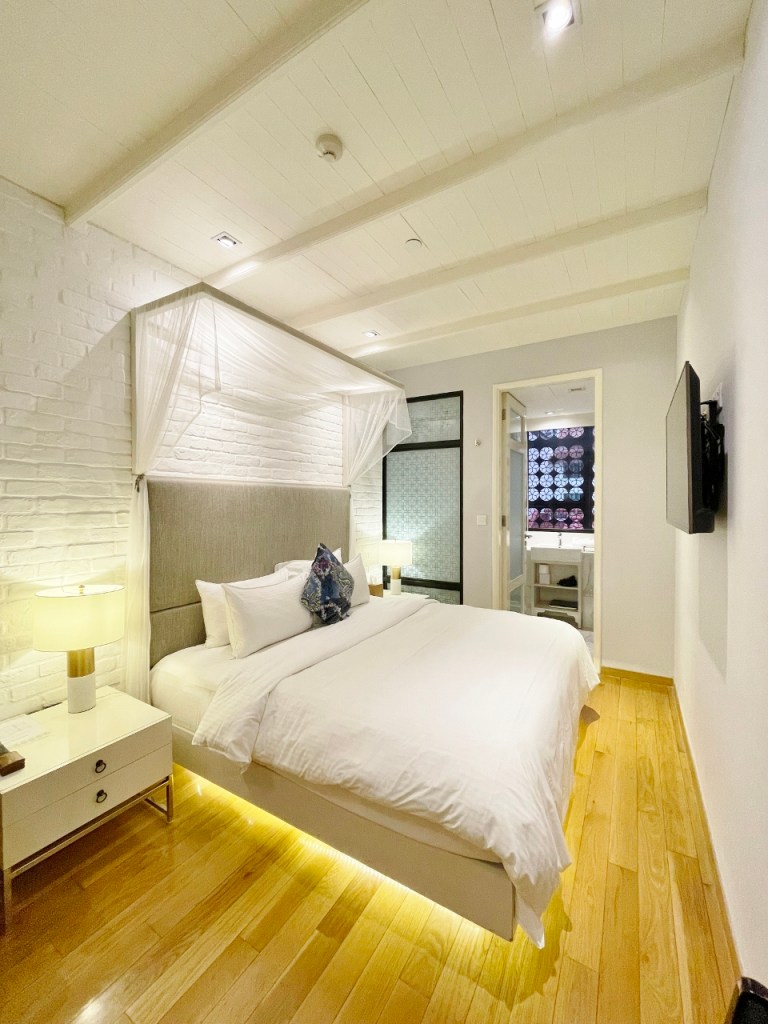 Deluxe King Room at Hotel NuVe Heritage