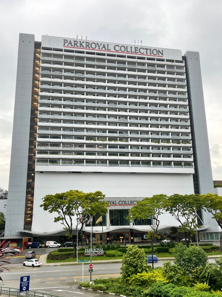 PARKROYAL COLLECTION Marina Bay Hotel's building facade