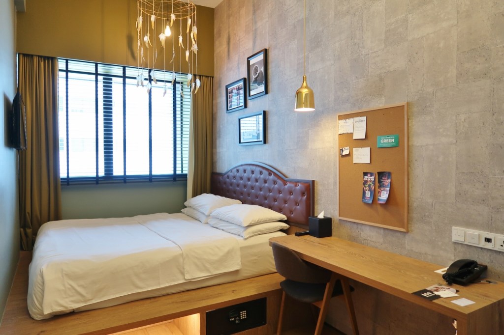 Great Room at Hotel G