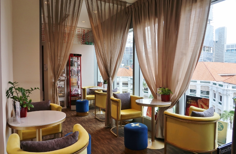 Lounge at LifeSpa Prestige One at Carlton Hotel