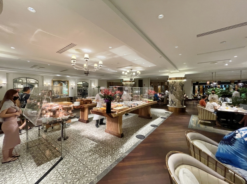 Assisted buffet area at One-Ninety Restaurant at Four Seasons Hotel