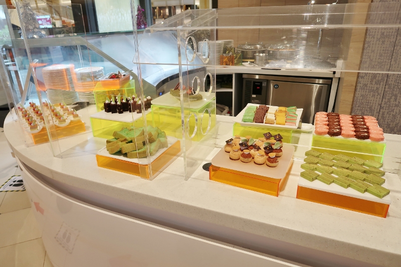 Dessert station at Carousel buffet restaurant at Royal Plaza On Scotts Hotel