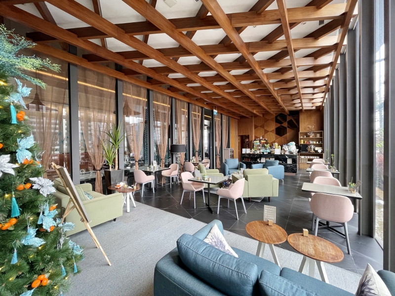 Seating area at the Club Lounge at Oasia Hotel Downtown