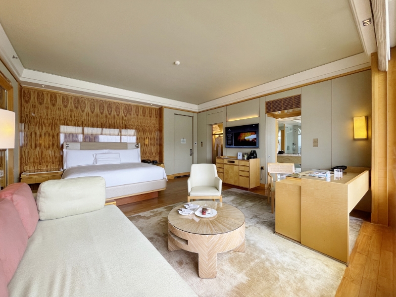 Club Deluxe Marina Room at The Ritz-Carlton Millenia Hotel