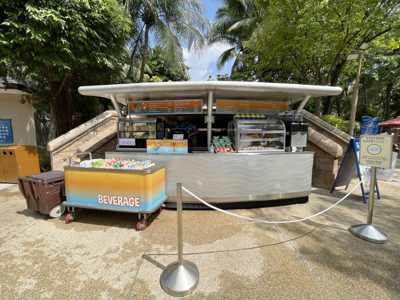 Food cart at Adventure Cove Waterpark theme park