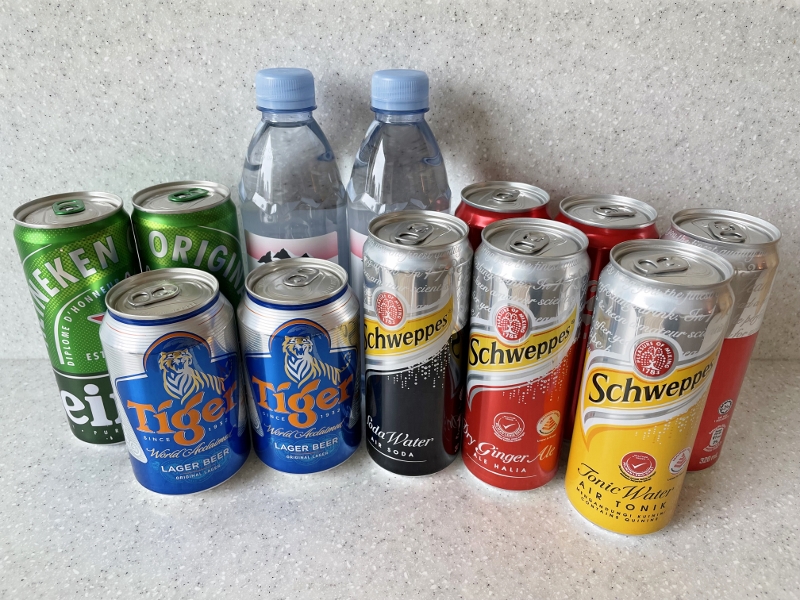 Mini-bar drinks in Club Room at JEN Orchardgateway Hotel