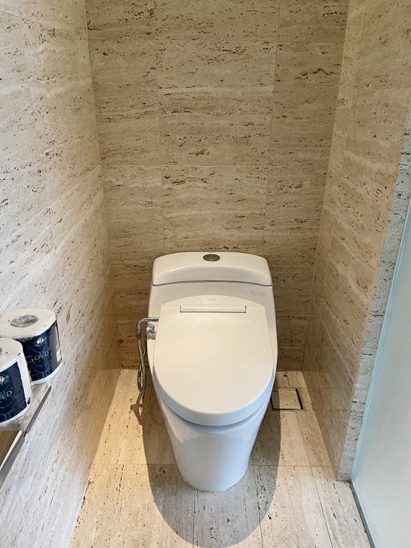 Toilet in Club Room on level 16 at JEN Orchardgateway Hotel