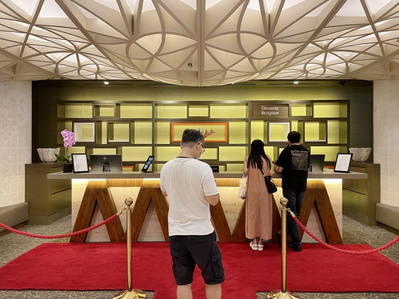 Pan Pacific Hotel GHA Discovery reception counter