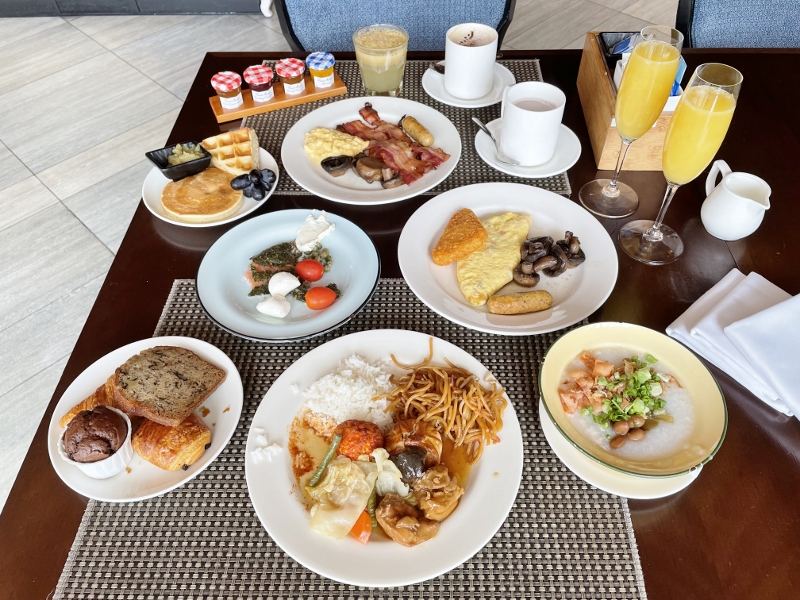 Breakfast buffet dishes at Edge restaurant at Pan Pacific Hotel