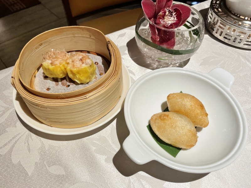Dim sum lunch buffet dishes at Hai Tien Lo Cantonese restaurant at Pan Pacific Hotel