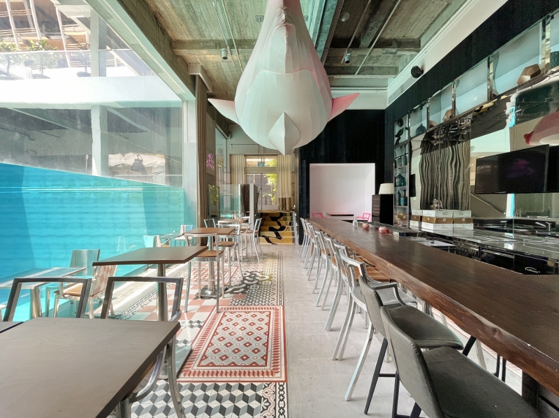 Seating area at Fish Pool bar at JW Marriott Hotel South Beach