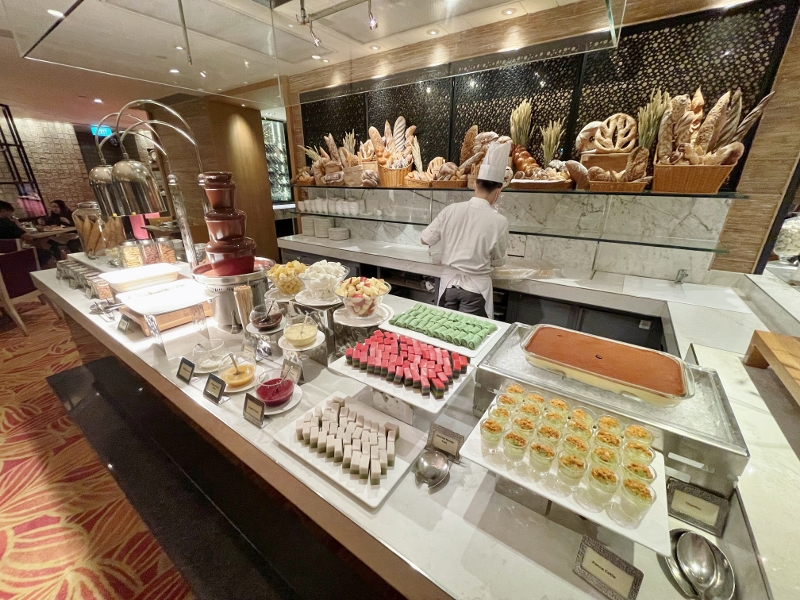 Dessert buffet station at Melt Cafe at Mandarin Oriental Hotel