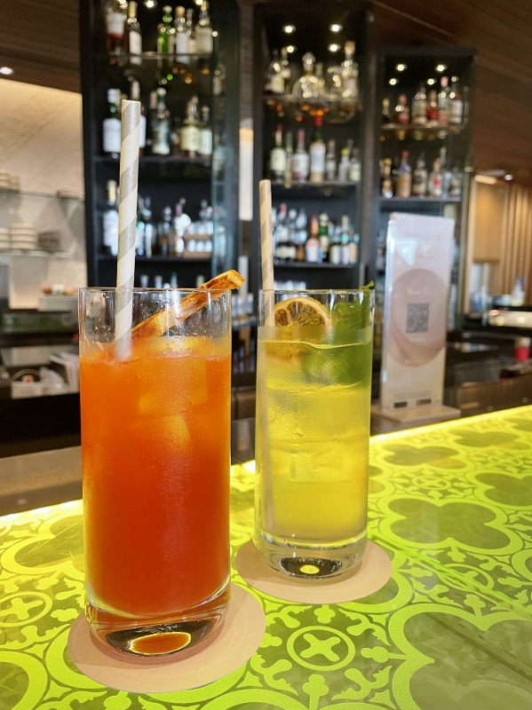 Mint lemonade and strawberry mocktails from Anti:dote restaurant at Swissotel The Stamford Hotel