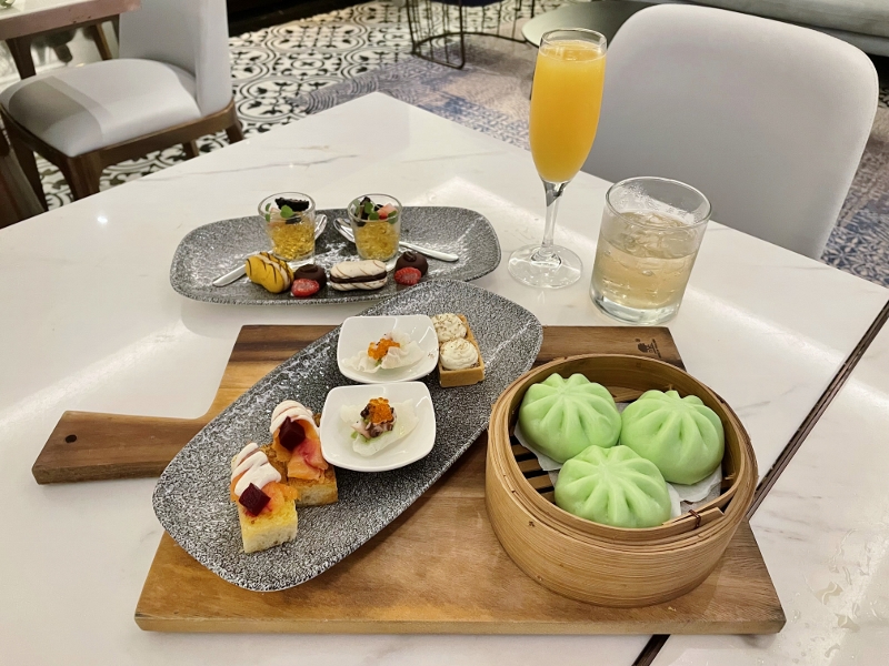 Evening cocktail food items at Crystal Club Tablescape Lounge on level 3 at Grand Park City Hall Hotel