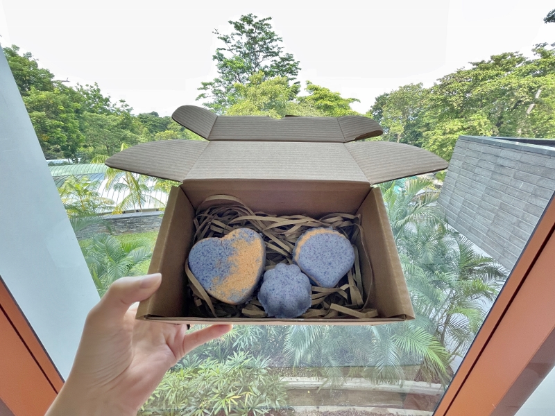 Customized bathbombs from the bathbomb workshop at Capella Hotel