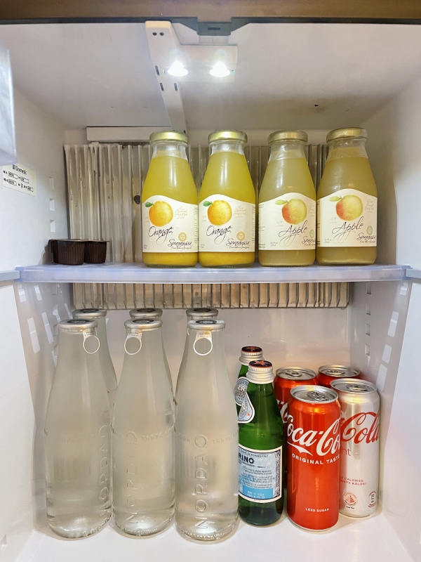 Mini-bar drinks in Premier Garden Room at Capella Hotel