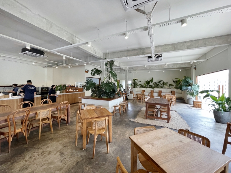 Indoor seating area at Hoods Coffee Cafe