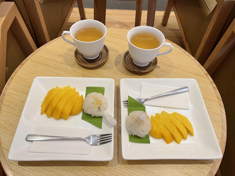 Mango sticky rice and tea from Let's Relax Onsen & Spa at Grande Centre Point Hotel Sukhumvit 55