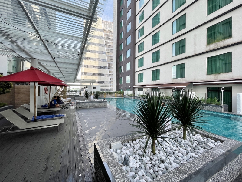 Swimming pool at Amari Hotel