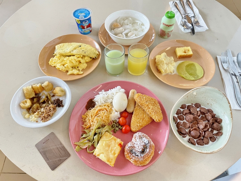 Buffet breakfast dishes from Sessions restaurant at Hard Rock Hotel Desaru Coast