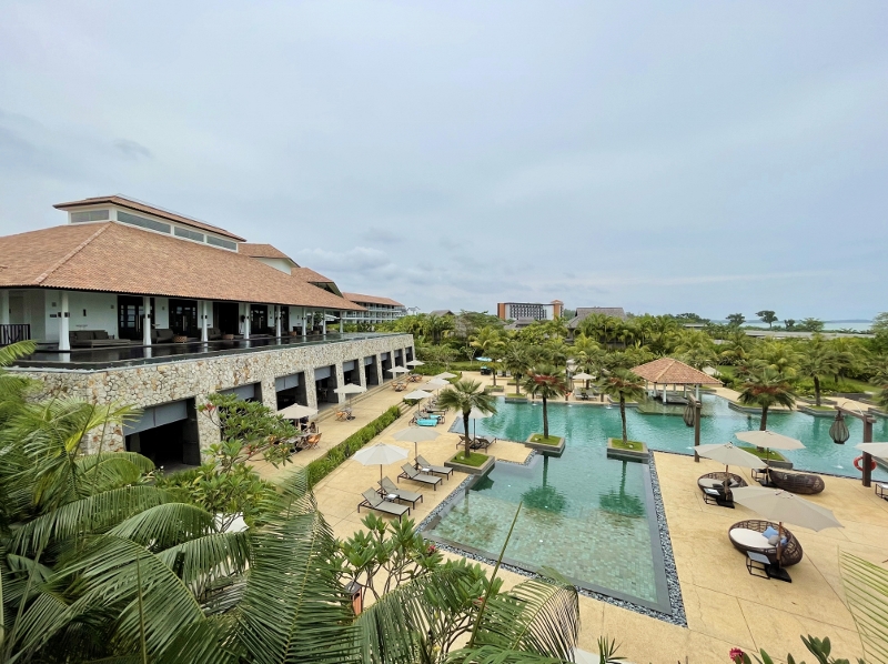 Anantara Desaru Coast Resort & Villas' building facade and swimming pool