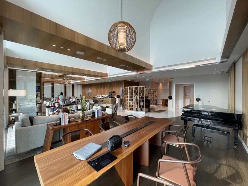 Seating area at Horizon Club Lounge at Shangri-La Hotel Tower Wing