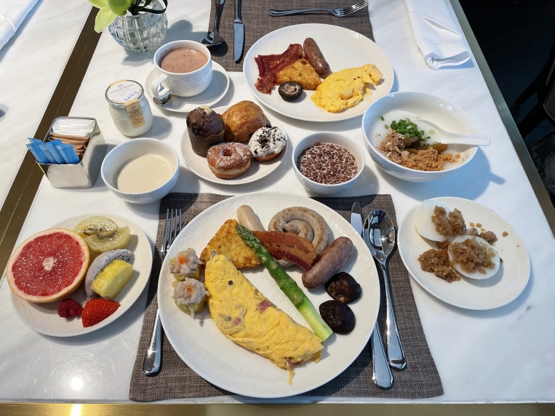 Breakfast buffet dishes at Horizon Club Lounge at Shangri-La Hotel Tower Wing