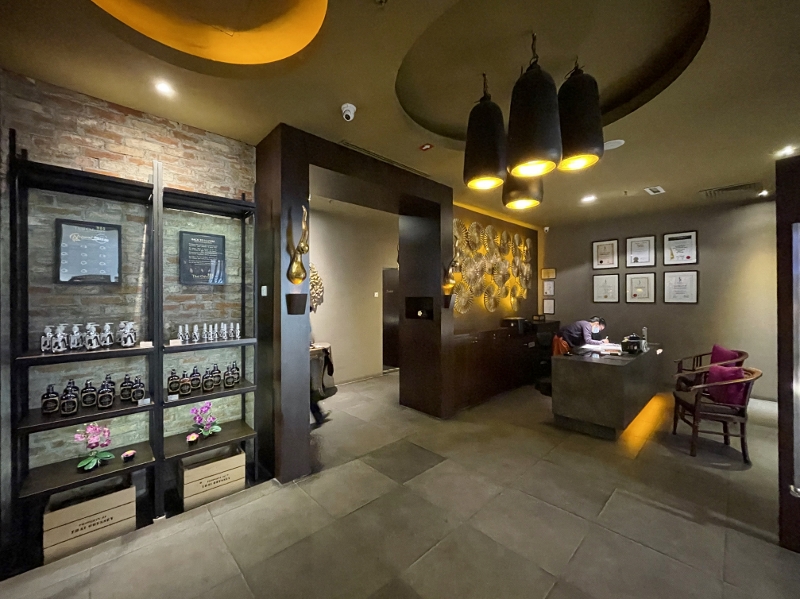 Reception counter at Thai Odyssey Spa at Berjaya Times Square shopping mall