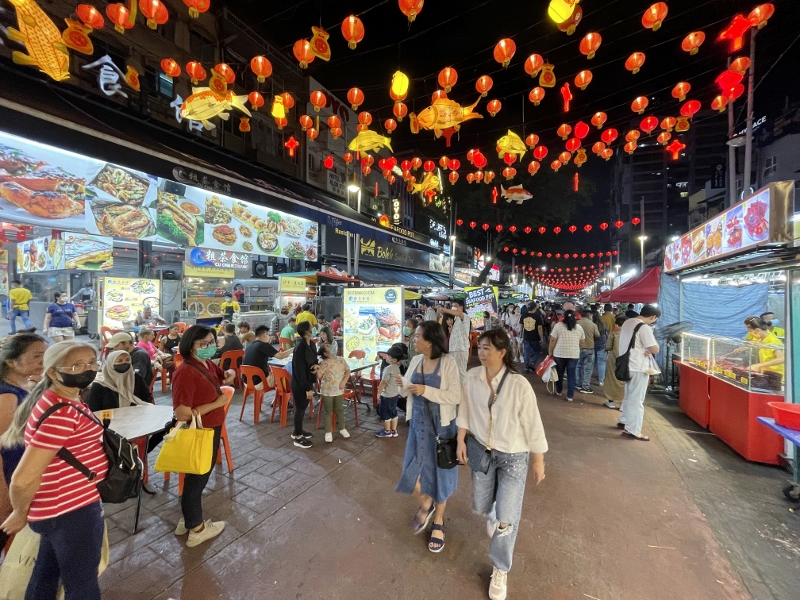 Food stalls at Jalan Alor Food Street & Night Market