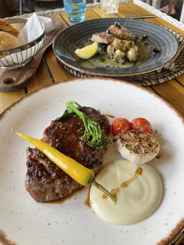 Black angus beef and reef fish from Latitude 5.5 restaurant and bar at Mövenpick Resort Kuredhivaru