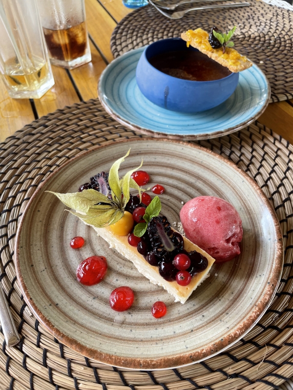 Basque cheesecake and dark chocolate crème catalana from Latitude 5.5 restaurant and bar at Mövenpick Resort Kuredhivaru