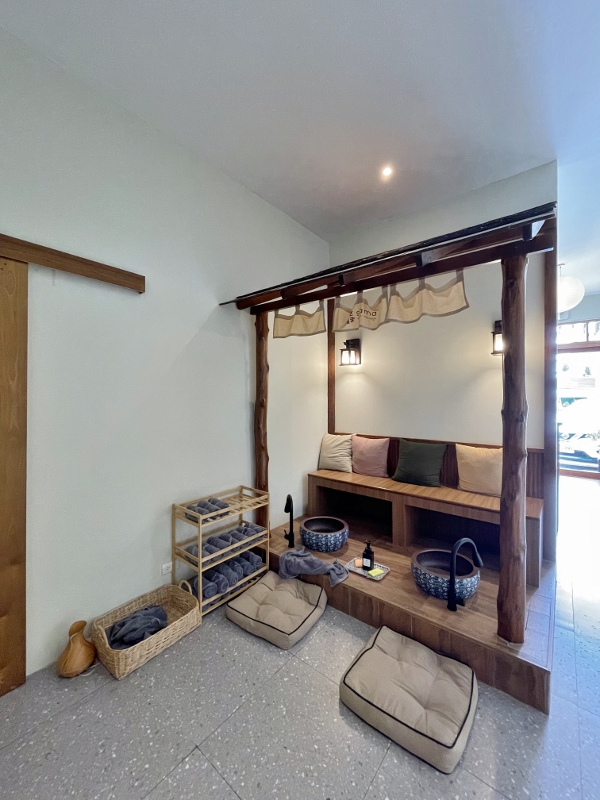 Foot bath area at SAMA Onsen & Massage Spa