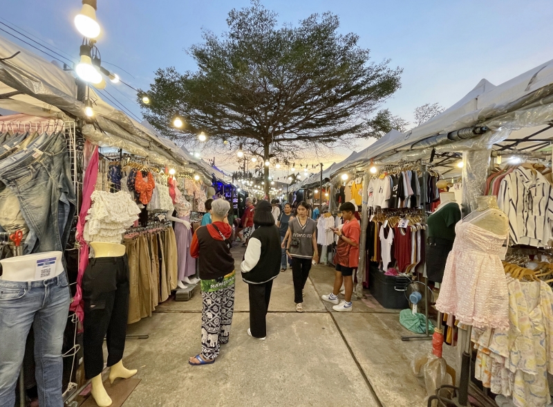 Retail stalls at Chillva Market