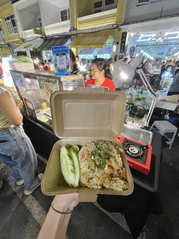 Crab meat fried rice at Lard Yai Sunday Walking Street Market