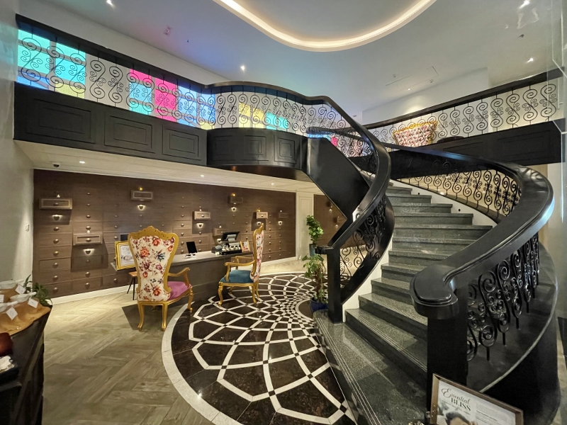 A VIDA Spa reception area at Mövenpick Myth Hotel Patong