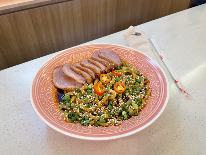 Smoked duck black noodle at Wan Fang Cafe
