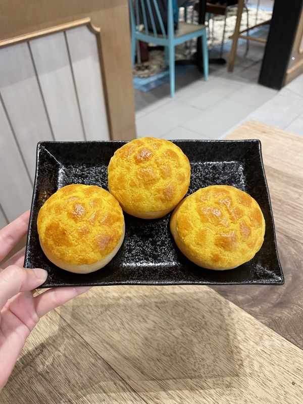 Baked bolo butter coconut buns at Dolly Dim Sum restaurant at NU Sentral shopping mall
