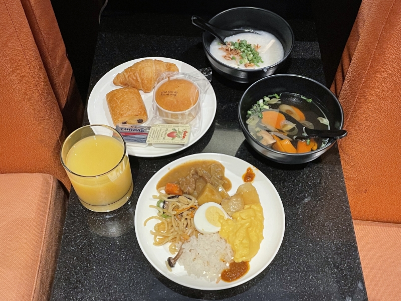 Food and drinks from Marhaba Lounge at Changi Airport Terminal 1