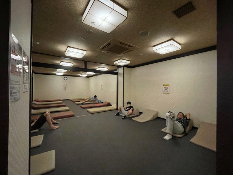 Relaxation area at Rinku-No-Yu public bathhouse at Rinku Pleasure Town SEACLE shopping mall