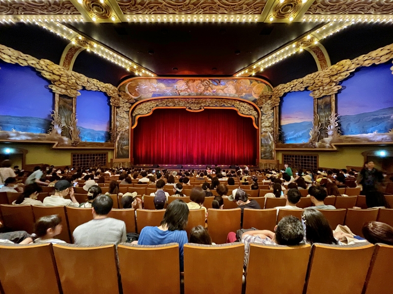 Seating and stage at Broadway Music Theatre at Tokyo DisneySea