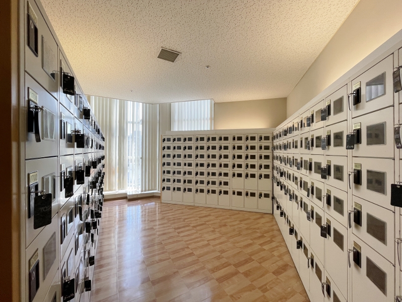 Shoe locker area at Matsuri-Yu Spa at Asakusa ROX shopping mall