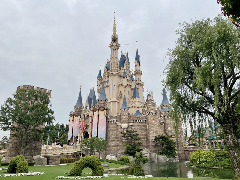 Review: Tokyo Disneyland, Tokyo Disney Resort (Tokyo, Japan