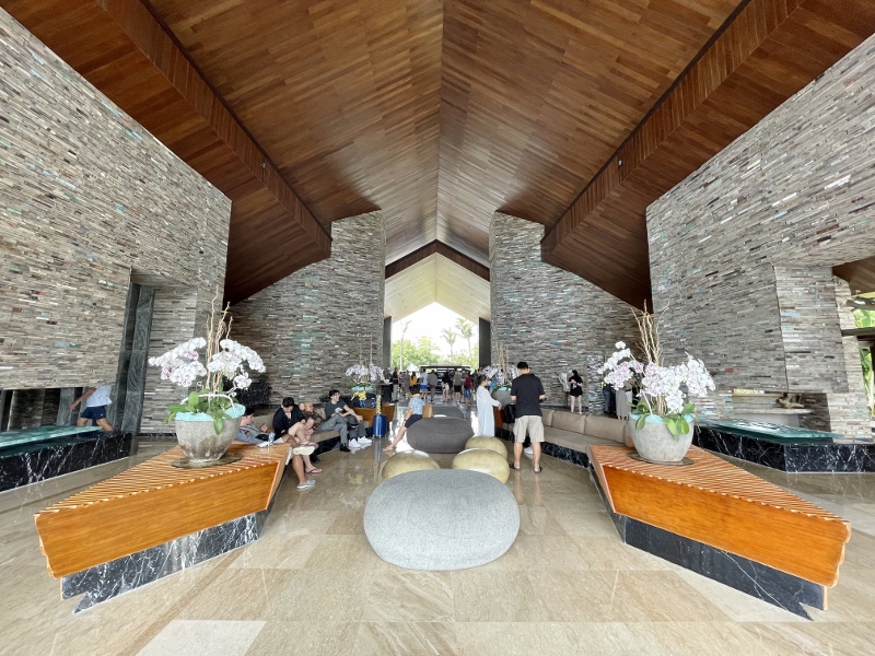 Rimba Bali Hotel by AYANA reception area