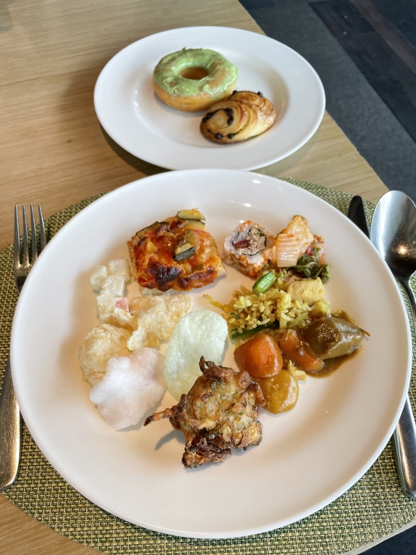 Breakfast buffet dishes from To'Ge restaurant at Rimba Bali Hotel by AYANA